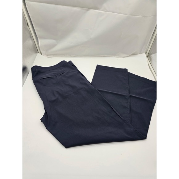 Roundtree & Yorke Other - Roundtree and Yorke Pants Mens 42x32 Navy Performance Stretch Golf Work
